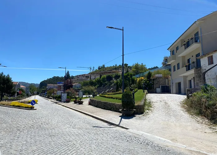 Casa Da Zefinha - Villa, Em Cinfaes, No Douro Cinfães
